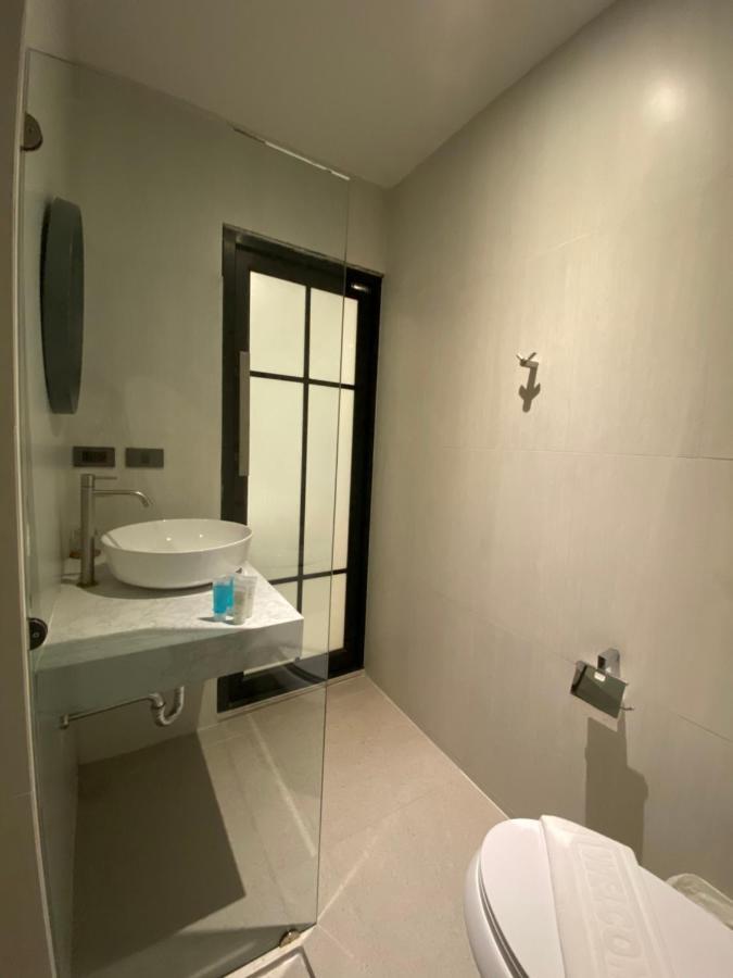 Sugar Ohana Poshtel Kata Beach  Buitenkant foto